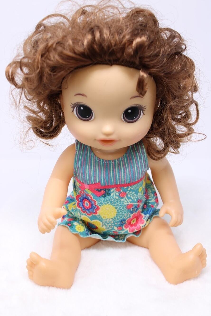 2017 Hasbro Baby Alive Potty Dance Doll Brunette Talking Legs Moves Interactive